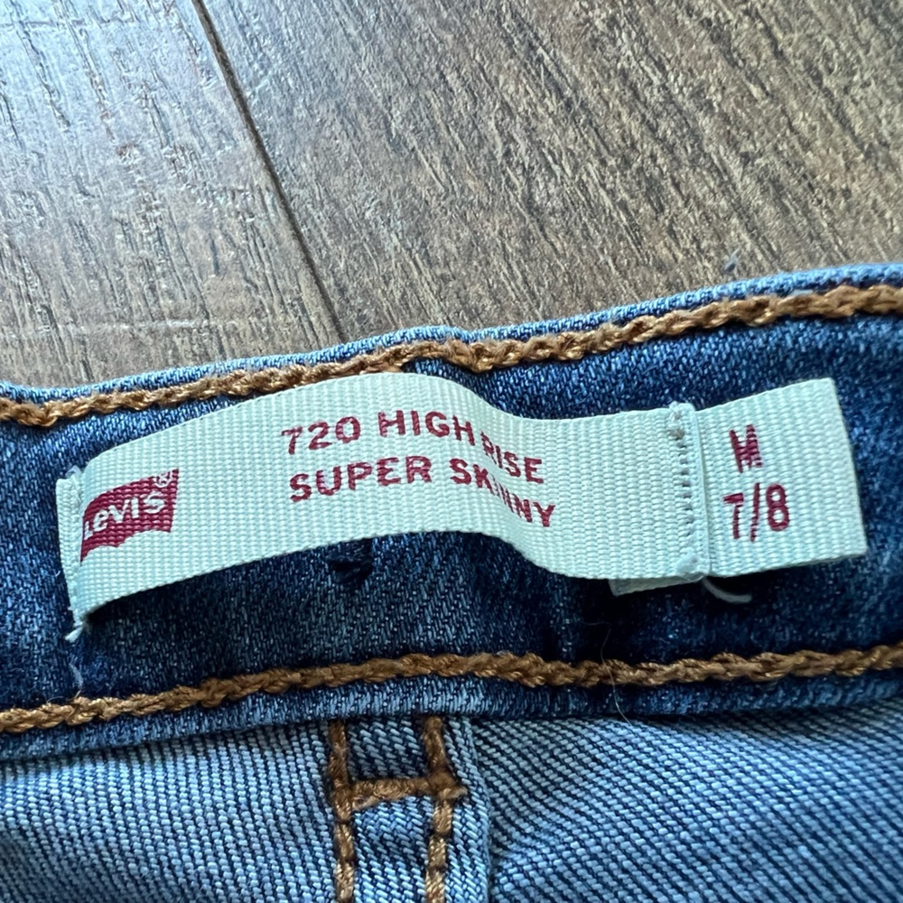 Levi's Distressed Blue Skinny Jeans - Picture 2 of 4